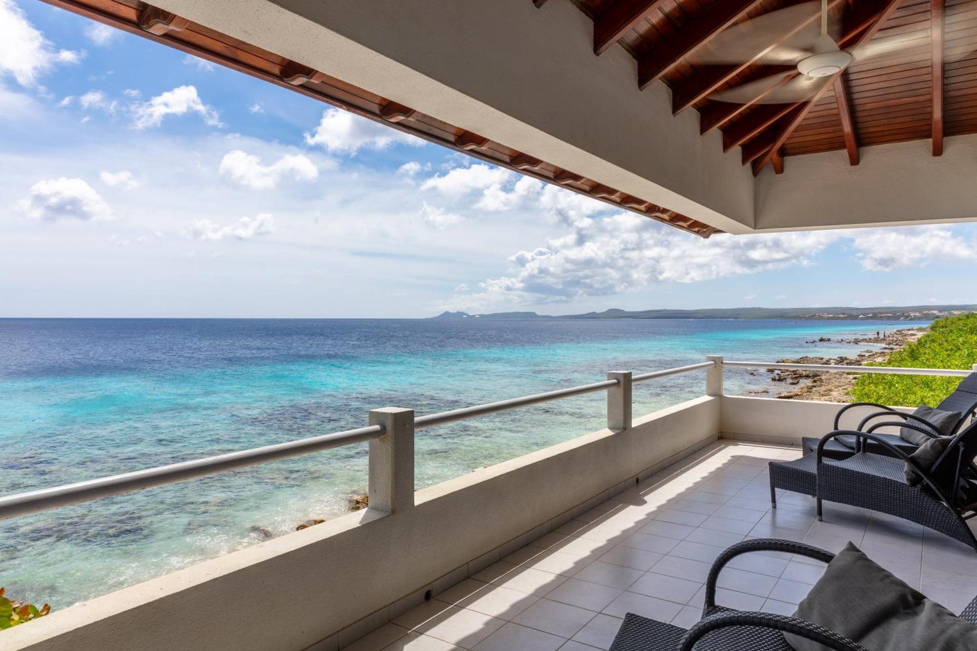 קרלנדיק One Ocean Boutique Apartments & Suites Bonaire מראה חיצוני תמונה