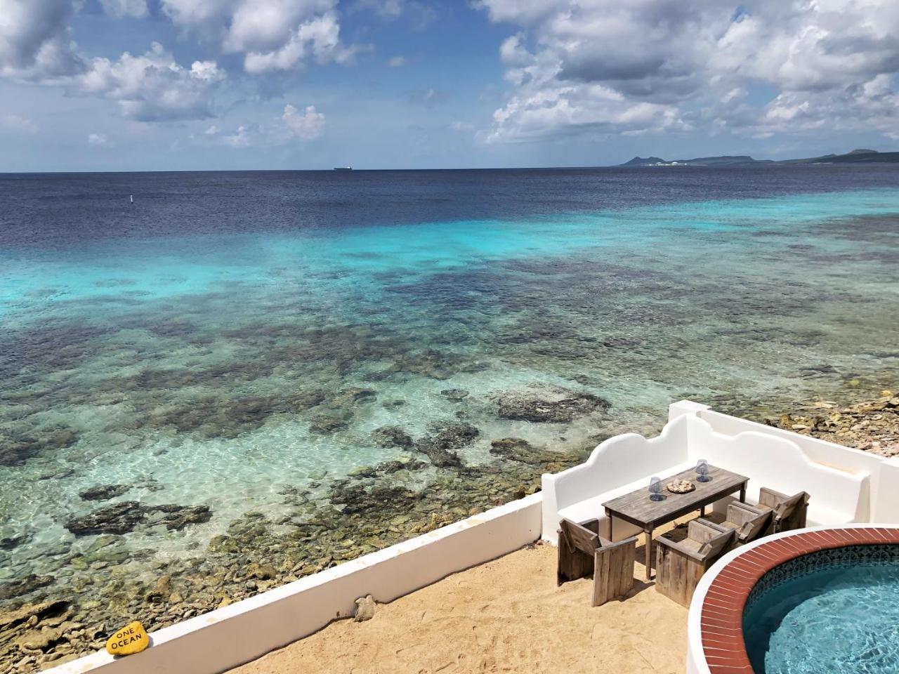 קרלנדיק One Ocean Boutique Apartments & Suites Bonaire מראה חיצוני תמונה