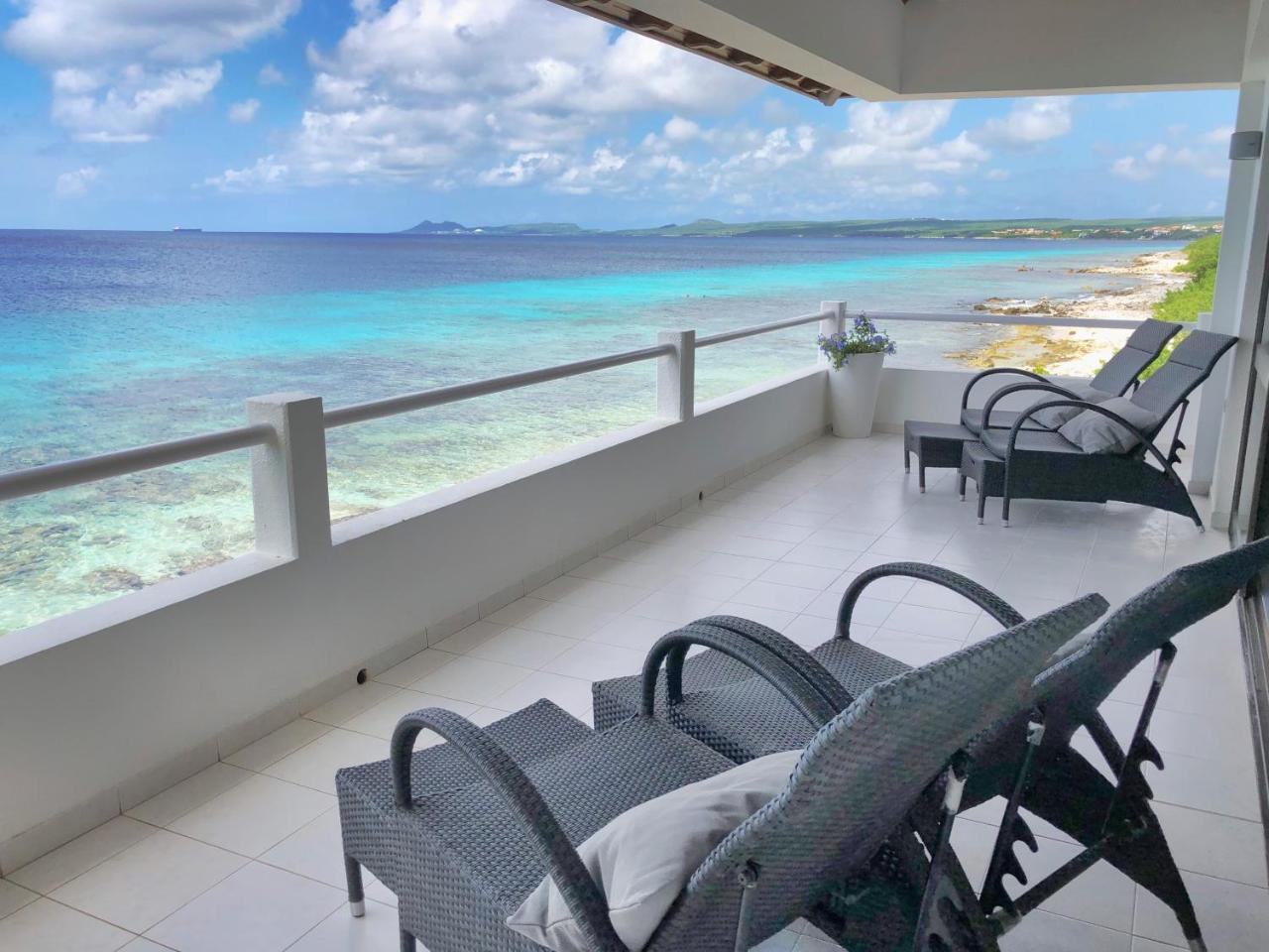 קרלנדיק One Ocean Boutique Apartments & Suites Bonaire מראה חיצוני תמונה